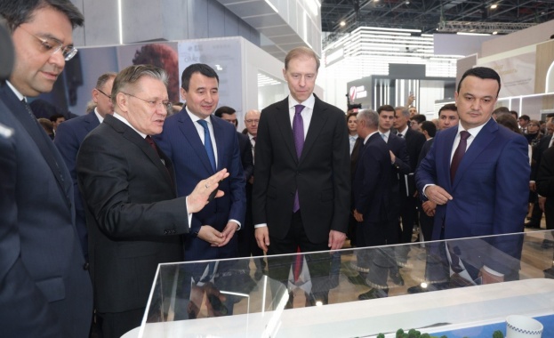 „Росатом“ представи авангардни решения за ядрена енергетика и електрическа мобилност на международно изложение