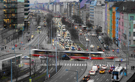 Виена бори задръстванията с по-бързи трамваи и автобуси