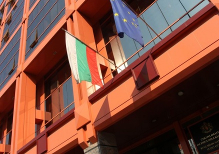 Сметната палата: Няма препоръки за банкови плащания за СИК – сезирахме НАП за нарушения за 1,3 млн. лева