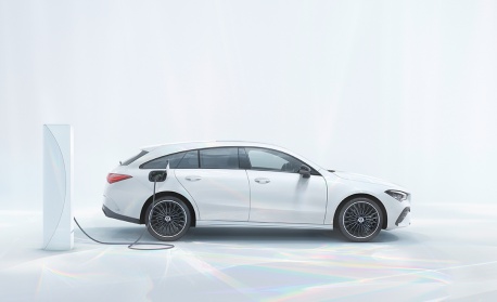 Дизайнер на Mercedes: Хората харесват комбита, но никой не ги купува