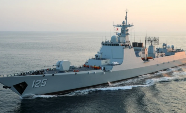 Военноморско напрежение: Китай с мощна ударна група близо до Филипините