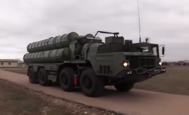 Индия очаква Русия да ѝ достави четвърти зенитно-ракетен комплекс С-400 в началото на май