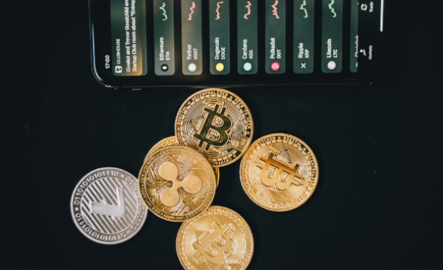 Криптовалутите между обещаната анонимност и новите правила за проверка