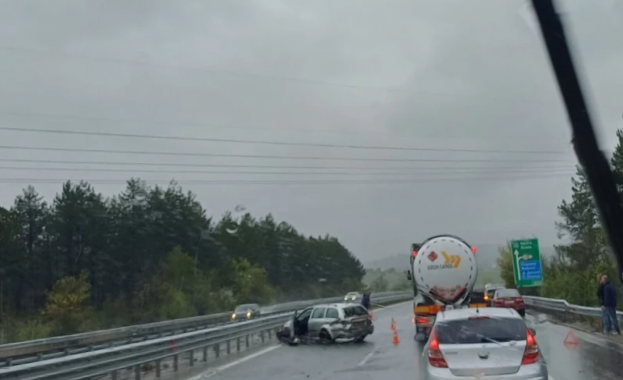 Катастрофа на мократа магистрала "Струма", шофирайте внимателно в дъжда!