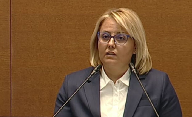 Айтен Сабри, ДПС: Ще подкрепяме всяка политика, която е в интерес на българските граждани