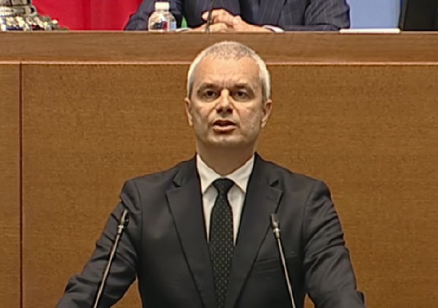 „Възраждане“ предупреди за демографски и икономически проблеми, и обеща да казва истината в „храма на лъжата“