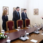 "Демократична България" при президента: Като опозиция ще следим за това моделът "Пеевски - Борисов" да бъде демонтиран