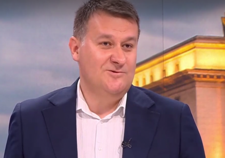 Доц. Милен Любенов: Победа на Илияна Йотова ще затвърди позицията на ПБ