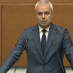 „Възраждане“ няма да подкрепи кабинета „Радев“, заяви Костадин Костадинов