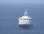 Круизният кораб, засегнат от огнище на хантвирус, пристигна на остров Тенерифе