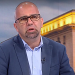 Първан Симеонов: Очаквам Борисов и Пеевски да се долепят до правителството на Радев, дори да му се подмазват