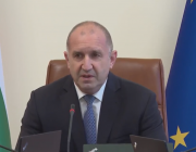 Намаляването на покупателната способност на гражданите изисква неотложни действия, каза премиерът Румен Радев