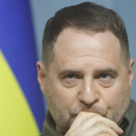 Разпоредиха ареста на Андрий Ермак – бивш началник на кабинета на президента Зеленски