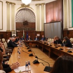 Министър Абровски се срещна с представители от сектор  „Растениевъдство“ в МЗХ