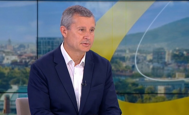 Йовко Йоцов: Няма да има недостиг на авиационно гориво за българските летища