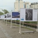 Фотоизложба на Моста на влюбените показва „невидимото“