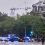 Двама души са били простреляни в близост до Белия дом