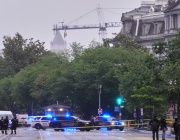 Двама души са били простреляни в близост до Белия дом