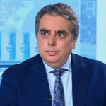Асен Василев за дефицита: Правителството създава един голям проблем, за да може после да го решава по-лесно