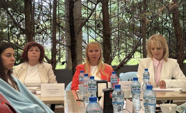СЛЪНЧЕВОТО ЗДРАВЕ мистиката и енергийната земя са ключовите теми на