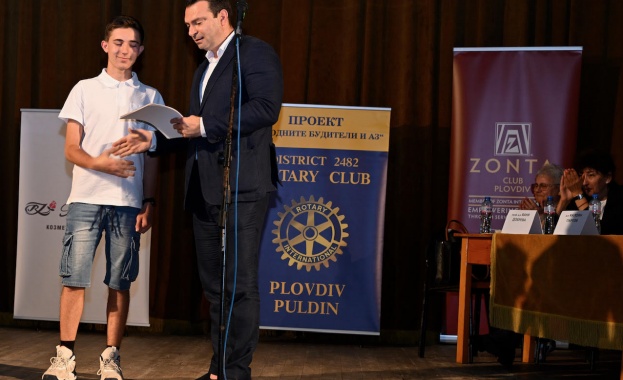 Запазването на националната идентичност е основната ни задача Затова предлагам