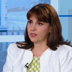 Министър Ефремова: Социалните плащания няма да бъдат намалявани