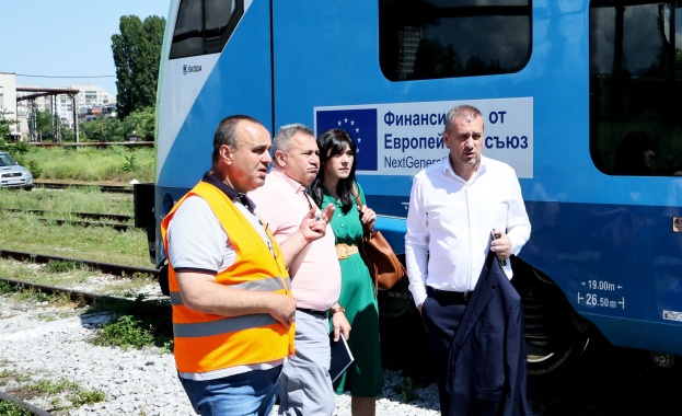 Хората които виждам тук са професионалисти обичащи работата си но