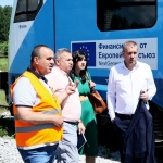 Министър Пеев: Условията за работа в железопътните  депа са отчайващи