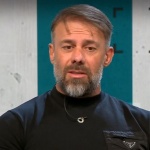 Казусът „Осемте джуджета“