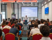 Рекорден интерес към Техническата академия на AIBEST: над 150 ученици започват работа по реални ИТ проекти в Бургас