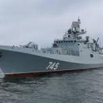 Руските военни потвъдиха, че екипажът на фрегатата "Адмирал Григорович" в Ламанша е открил превантивен огън по гражданска яхта