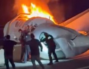 Малък самолет се разби на магистрала в Тексас, машината е избухнала в пламъци