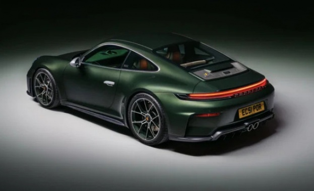 Porsche отпразнува своята голяма 75 та годишнина през 2023 но