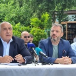 Делян Добрев се оттгеля от парламента
