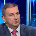 Емил Радев: Българското правителство води различна външна политика пред вътрешната публика и пред европейските партньори