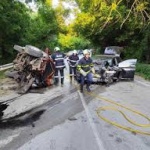 Челен удар между две коли затвори пътя между Свищов и село Вардим