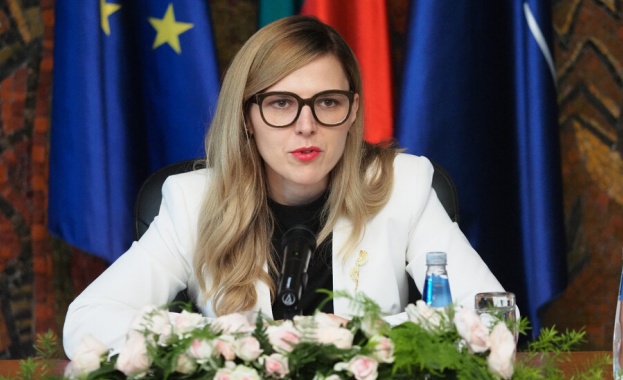 Министърът на външните работи Велислава Петрова отправи приветствие по случай