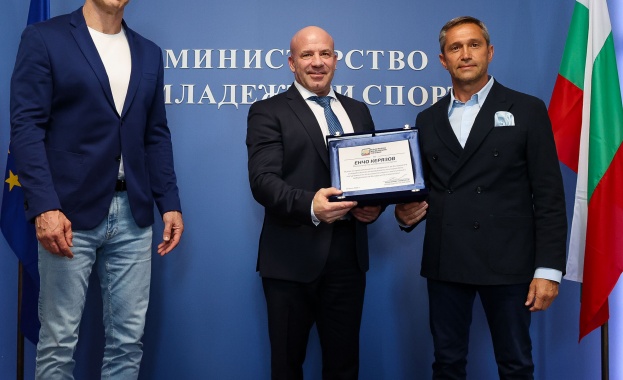 Министърът на младежта и спорта Енчо Керязов се срещна с