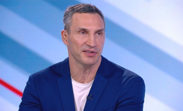 Владимир Кличко: В момента мисля как да помогна на държавата си в тези трудни времена по време на войната