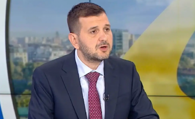 Имаме бюджет на отказ от реформи Това заяви в сутрешния