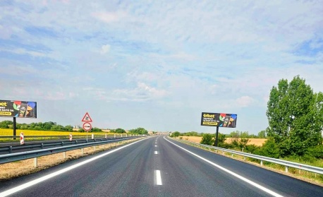 До 23 октомври движението в участък по път I-7 при пътен възел „Зимница“ на АМ „Тракия“ ще бъде двупосочно в една лента