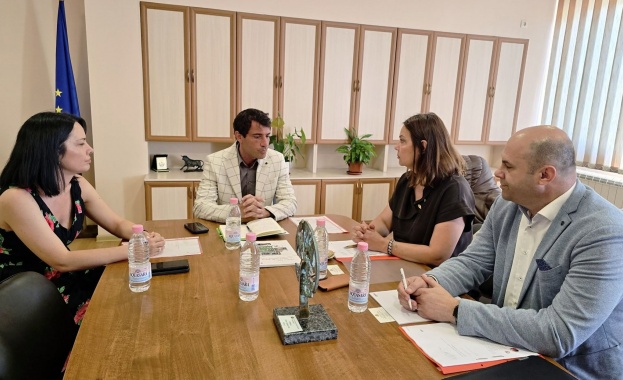Компанията запозна областните управители с актуалните си проекти във всяка