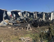 Голям пожар избухна край Черноморец, горят бунгала и каравани