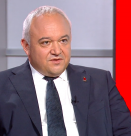 Демерджиев с нови разкрития: Десислава Атанасова е пътувала с два паспорта