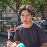 Американец превърна баскетболното игрище във Видин в класна стая по английски