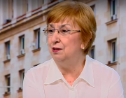 Проф. Екатерина Михайлова: Ако твърденията за полетите са верни, Десислава Атанасова трябва да подаде оставка