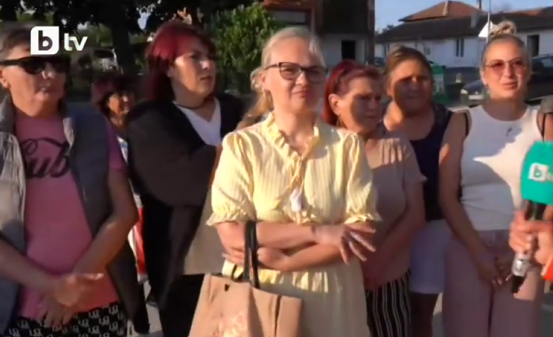 Жители на видинските села Бела Рада Новоселци и Слана бара