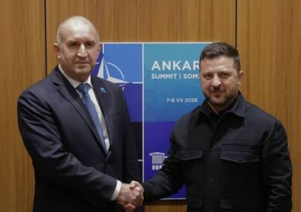 Премиерът Румен Радев се срещна с президента на Украйна Володимир Зеленски в Анкара