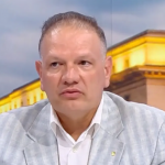 Петър Славов: Управляващите заслужават адмирации за връщането на изцяло машинно гласуване