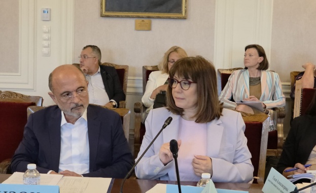 Омбудсманът Велислава Делчева представи днес в Комисията по здравеопазването становището